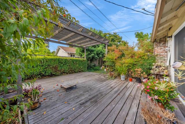 6482 Bollinger Road, San Jose CA: https://media.crmls.org/mediaz/a589ff12-0da9-4f72-8afe-dd05a801349f.jpg