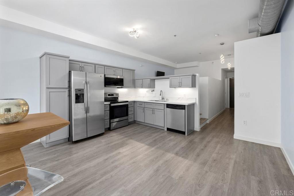889 Date Street - photo 10