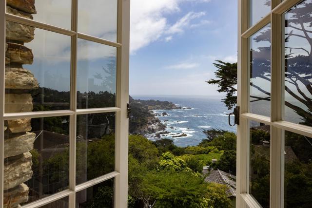 110 Pine Way, Carmel CA: https://media.crmls.org/mediaz/a58c9b48-f30e-4ac9-b6c4-e5b8e654b262.jpg