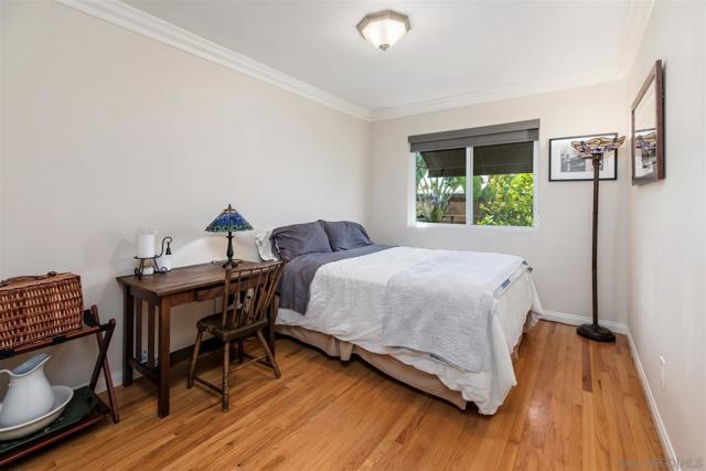 4737 Baylor Dr, San Diego CA: https://media.crmls.org/mediaz/a58e47b3-24e3-4de1-b535-28690e40d306.jpg