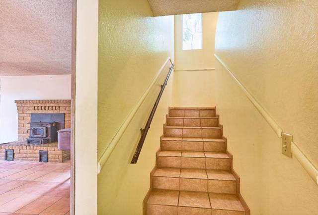 520 Seely Avenue, Aromas CA: https://media.crmls.org/mediaz/a5903572-d885-4f32-85f6-f735a5e56975.jpg