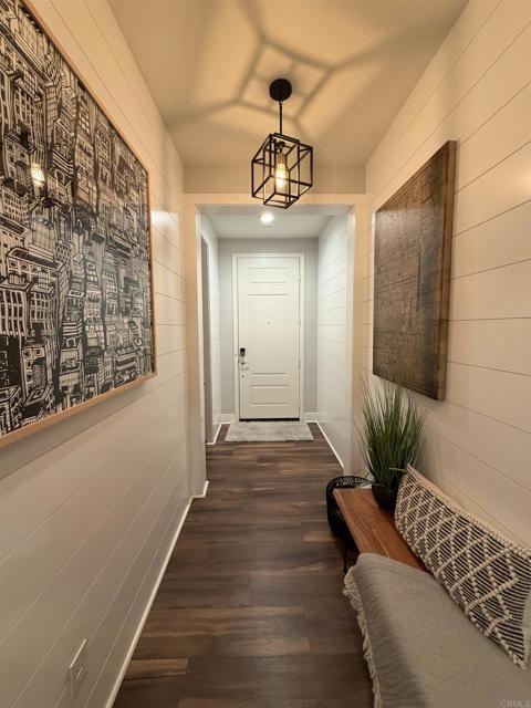 Detail Gallery Image 10 of 39 For 1247 Corte Mendi, Chula Vista,  CA 91913 - 4 Beds | 3/1 Baths