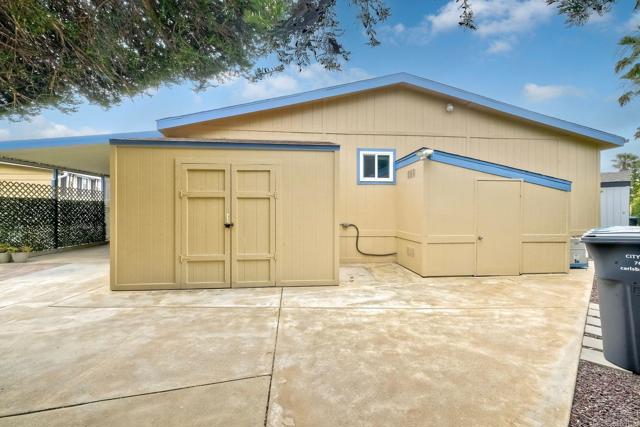 6496 Friendly Place, Carlsbad CA: https://media.crmls.org/mediaz/a5916a9a-129d-45db-918b-7ca8591334b7.jpg
