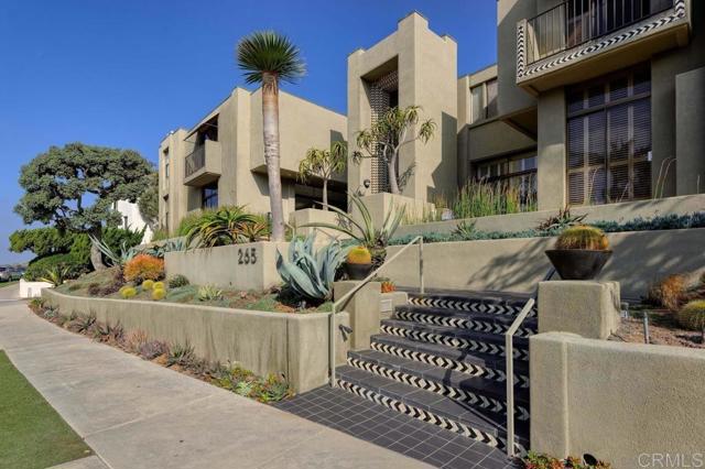 Detail Gallery Image 1 of 1 For 265 Coast Bld #9,  La Jolla,  CA 92037 - 2 Beds | 2/1 Baths