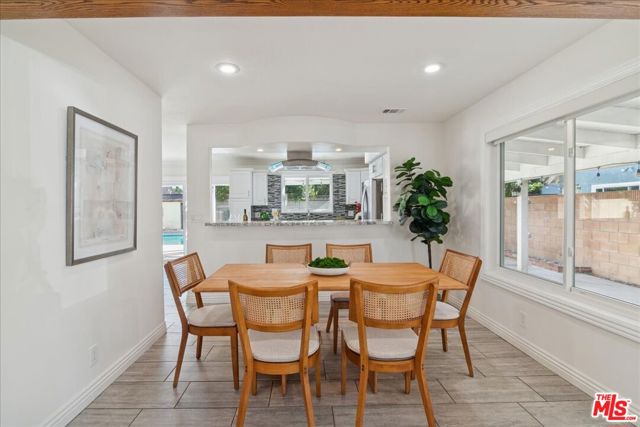 2216 Carlsbad Court photo 6