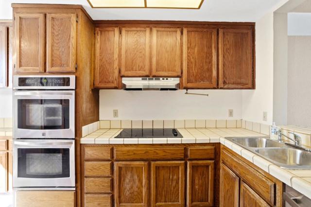 225 E Santa Inez Avenue, San Mateo CA: https://media.crmls.org/mediaz/a5938272-1f4c-44e8-bc14-9da007bb69bc.jpg