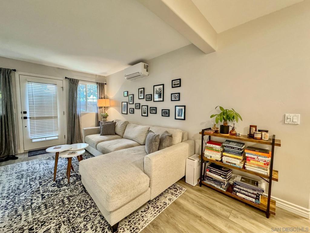 5252 Balboa Arms Drive - photo 2