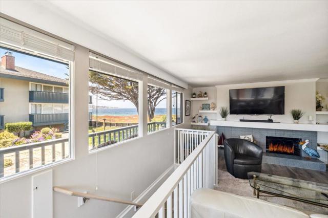 36 La Playa Street, Monterey CA: https://media.crmls.org/mediaz/a595c588-53c3-40c7-91f4-69e12d9e7e47.jpg