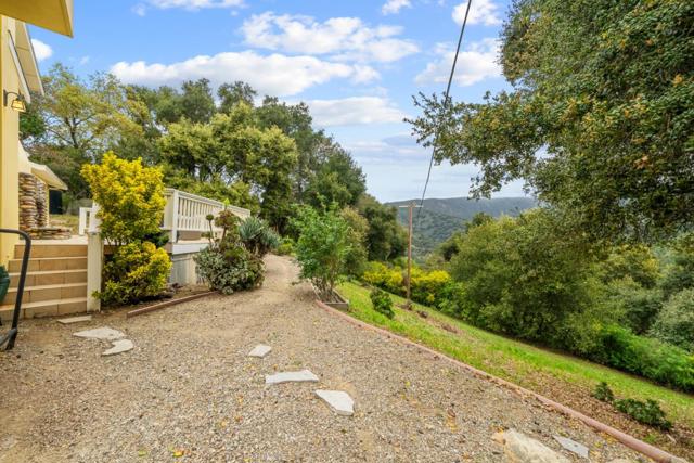 18101 Idylwild Road, Los Gatos CA: https://media.crmls.org/mediaz/a5964fc4-0069-4c7f-97f1-aab6cdc06bdd.jpg