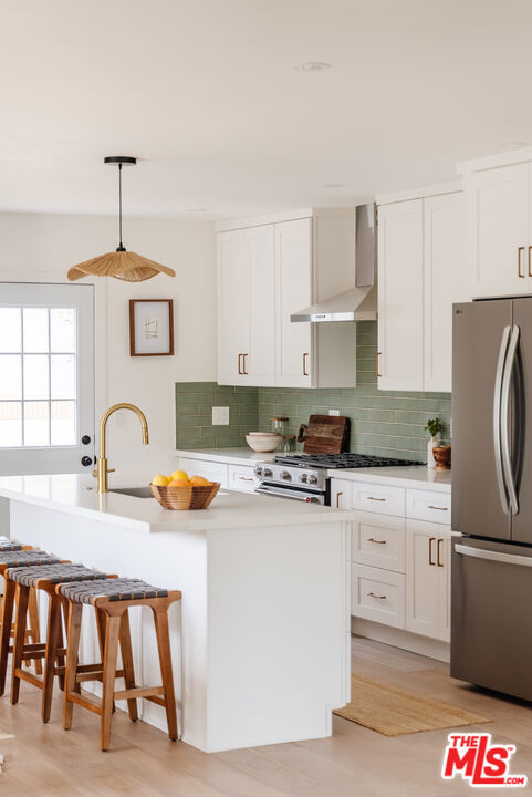 3501 Hillcrest Drive, Los Angeles CA: https://media.crmls.org/mediaz/a596c118-a71e-4daf-9893-945c1e93da19.jpg