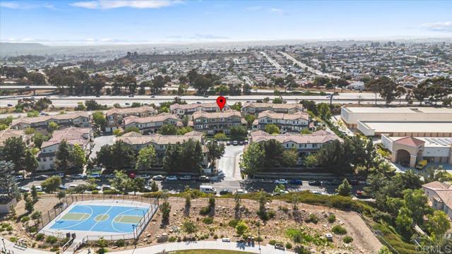 1463 Paseo Aurora, San Diego CA: https://media.crmls.org/mediaz/a596f83d-262f-4690-a261-59df928c7d95.jpg