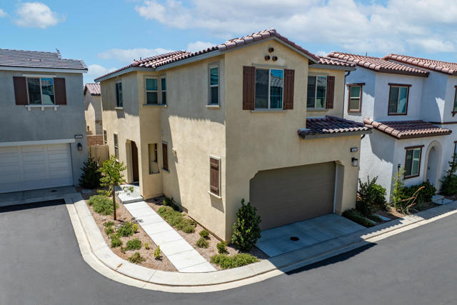31445 Wieck Road, Winchester CA: https://media.crmls.org/mediaz/a5974b14-cdd0-4357-93fd-0dee5bd49b52.jpg