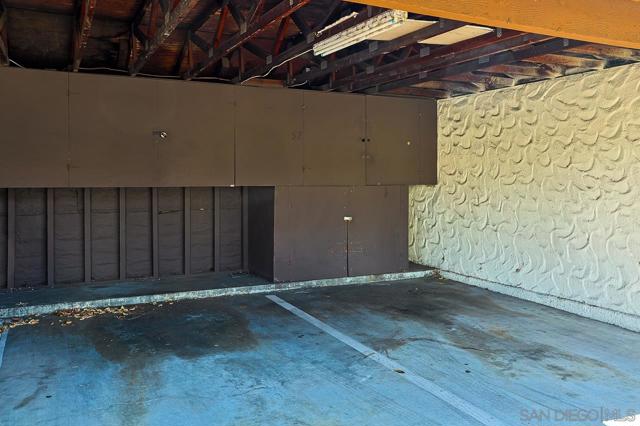 6059 Rancho Mission Rd, San Diego CA: https://media.crmls.org/mediaz/a597af78-47a3-460e-9d37-87aa0ea8e356.jpg