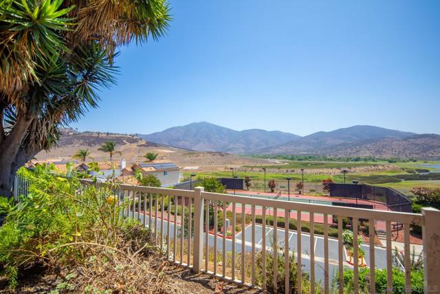 10145 Diamond Head Ct, Spring Valley CA: https://media.crmls.org/mediaz/a597e1ce-887e-4824-8ee9-7b938d378fd4.jpg