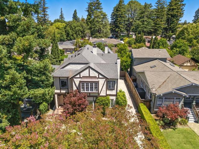 158 Oakdale Street, Redwood City CA: https://media.crmls.org/mediaz/a598a702-a212-421d-8b55-63cfae62050a.jpg