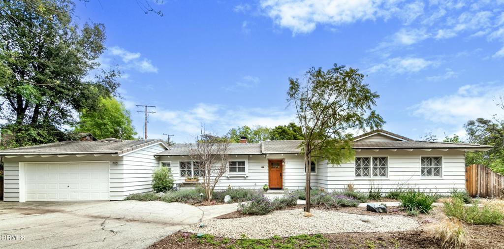 4402 El Camino Corto