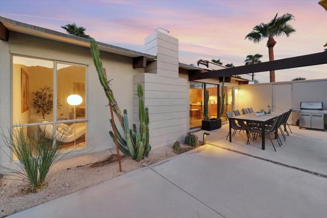 408 E Glen Circle N, Palm Springs, CA 92262