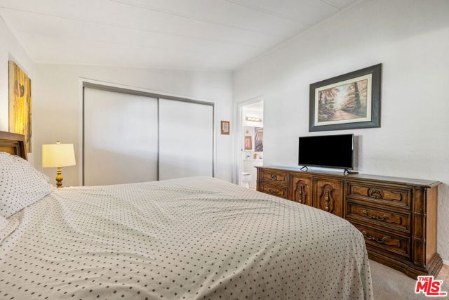 74711 Dillon Road, Desert Hot Springs CA: https://media.crmls.org/mediaz/a59a3ae1-9fe0-4a8c-9ab8-51806e355a23.jpg