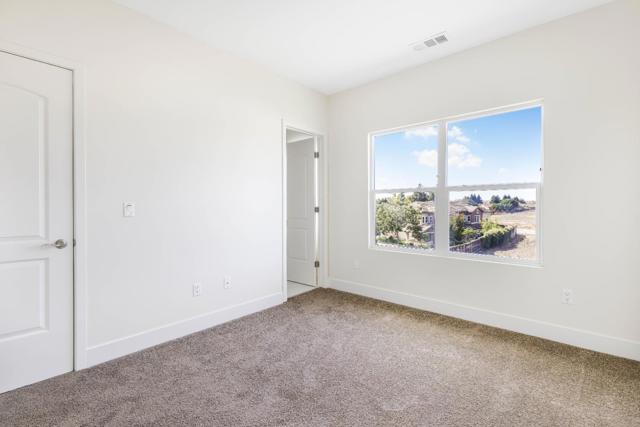 401 San Luis Avenue, Watsonville CA: https://media.crmls.org/mediaz/a59b7ded-2f94-4c83-8595-a7269dfc1808.jpg