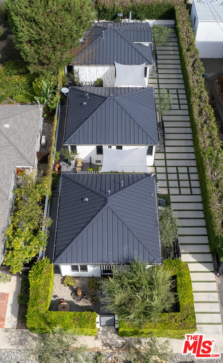 4311 Finley Avenue, Los Angeles CA: https://media.crmls.org/mediaz/a59d6f89-11ad-445a-b169-3a2d69374773.jpg