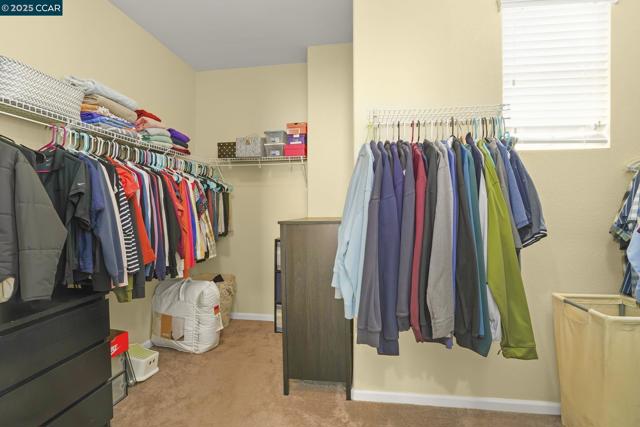 2536 Tomales Bay Dr, Bay Point CA: https://media.crmls.org/mediaz/a59dc397-b79a-4d6f-a2cb-daadbce542e6.jpg