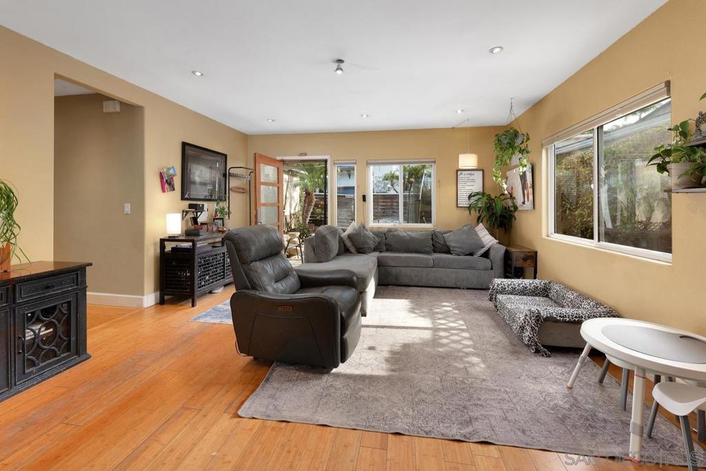 2866 Eagle St - photo 9