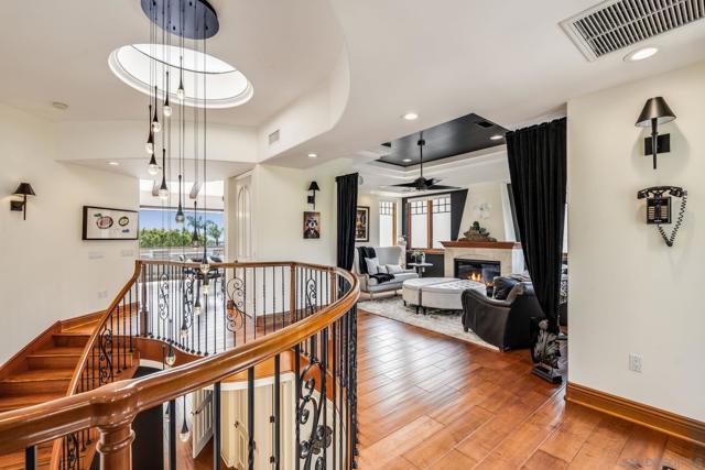 1045 Van Nuys St., San Diego CA: https://media.crmls.org/mediaz/a59fd039-db8a-40f0-9595-443f76670097.jpg