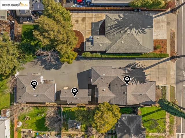 2745 Concord Blvd, Concord CA: https://media.crmls.org/mediaz/a59fe2f4-4fab-4b19-9106-b503173ea9a4.jpg