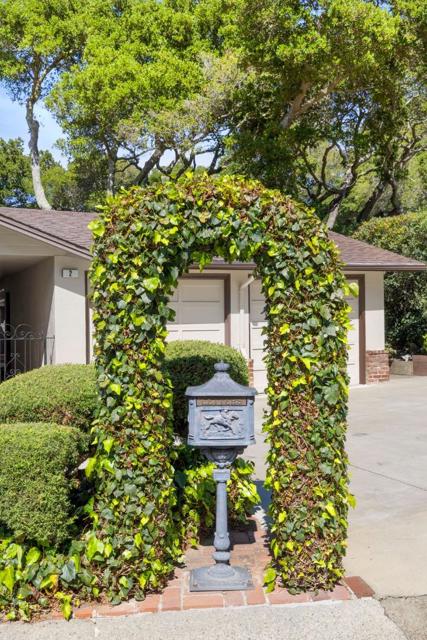 2 Corte Camellia, Millbrae CA: https://media.crmls.org/mediaz/a59fefeb-1e29-4525-9da9-6cb9590661d9.jpg
