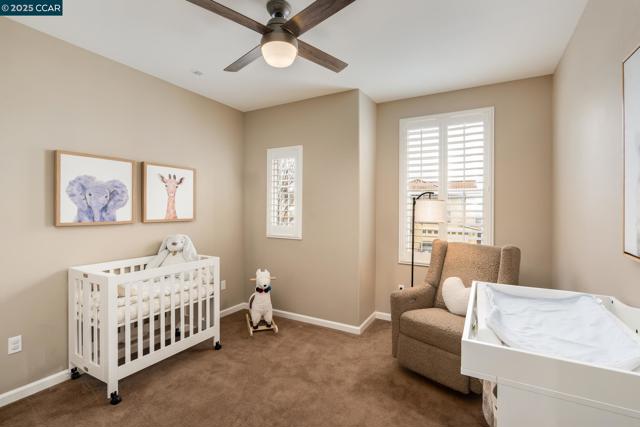 5617 Evolene St, Danville CA: https://media.crmls.org/mediaz/a5a0e7eb-a924-420b-8c4c-e4b314a2746f.jpg