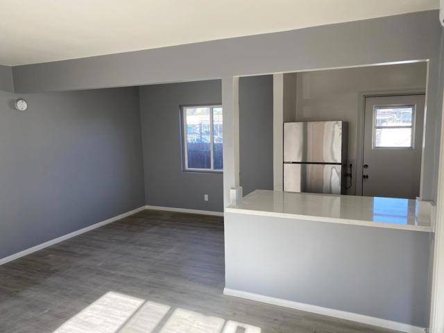 1011 13 El Cajon Boulevard, El Cajon CA: https://media.crmls.org/mediaz/a5a18627-a232-455b-9cf1-b6bd26598460.jpg
