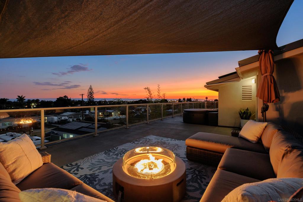 2743 Mesa Dr - photo 3