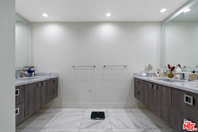 2 Bed Home for Sale in Beverly Hills, California
