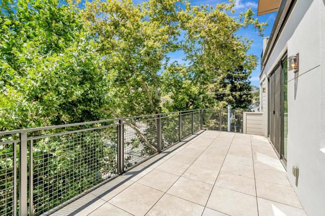 1667 San Carlos Avenue, San Carlos CA: https://media.crmls.org/mediaz/a5a30e30-e807-4d68-8b2c-70f7d9f13eff.jpg