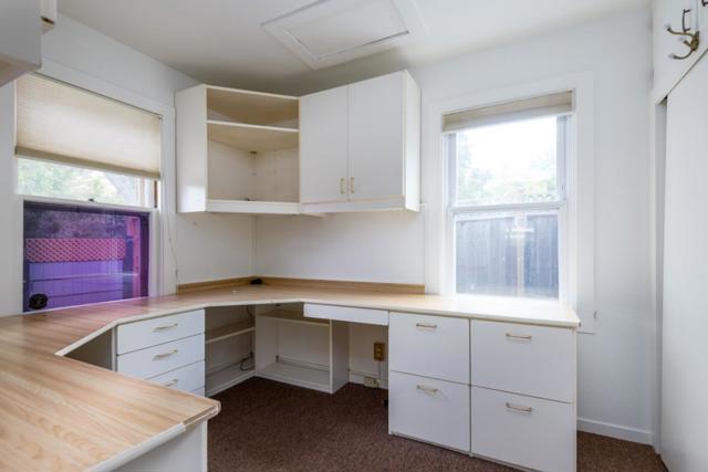 350 Cuesta Real, La Honda CA: https://media.crmls.org/mediaz/a5a4af84-748e-478f-9d5d-ccd08c3f70a5.jpg