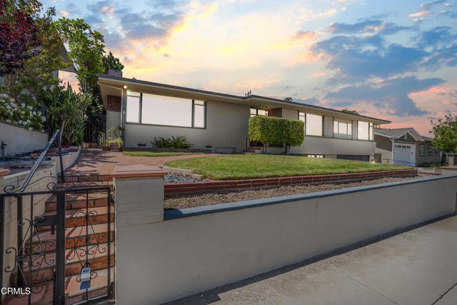 47 Grandview Circle, Camarillo CA: https://media.crmls.org/mediaz/a5a5a1b2-242d-46ac-8006-efb27e541c28.jpg