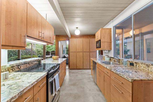 1204 Navlet Court, Sunnyvale CA: https://media.crmls.org/mediaz/a5a5d91e-bb79-4316-b2df-76d03de0423c.jpg