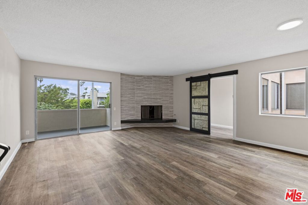 1538 STANFORD Street #8