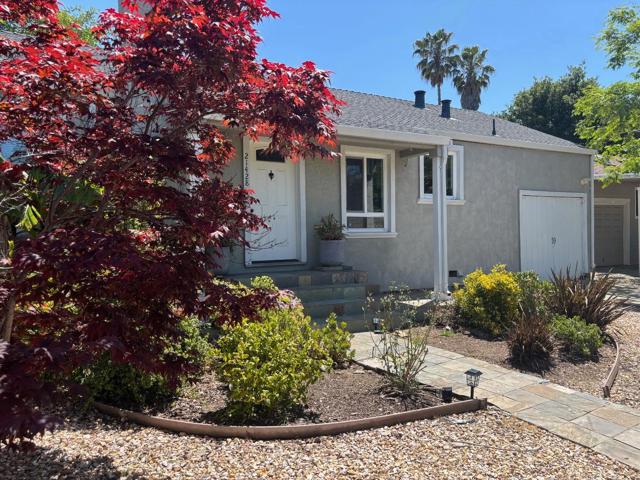 21428 Lake Chabot Road, Castro Valley CA: https://media.crmls.org/mediaz/a5a71722-8326-4a5f-a4a1-d44416de5f4c.jpg