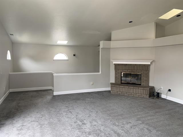 4556 Cove Drive, Carlsbad CA: https://media.crmls.org/mediaz/a5a789d6-20fb-4290-854c-857502db45b6.jpg