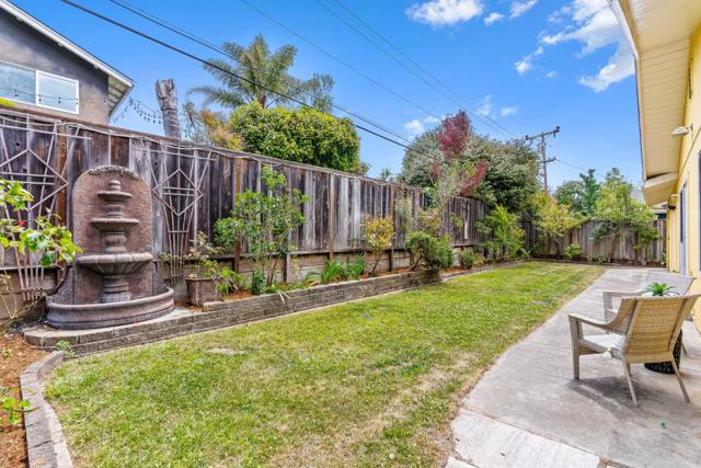 150 Sir Francis Court, Capitola CA: https://media.crmls.org/mediaz/a5a973a0-7a36-4b66-8721-2a6e80b004bf.jpg