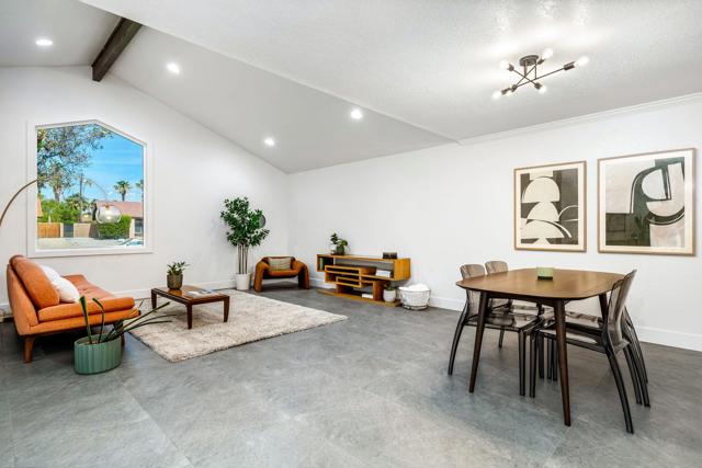 Image 6 of 44 For 27650 Hombria Drive
