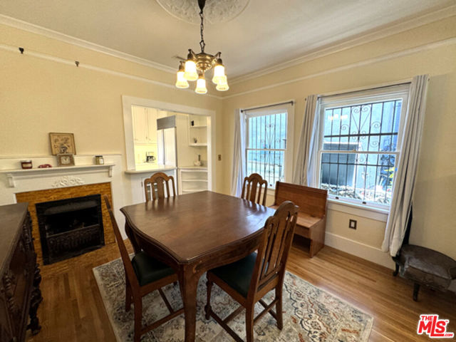 334 Belmont Avenue, Los Angeles CA: https://media.crmls.org/mediaz/a5ab1094-20ae-46b7-8df9-1be67a5ad984.jpg
