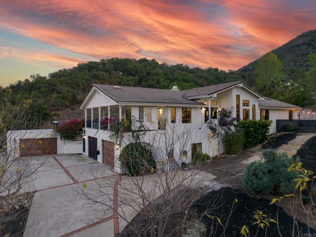 19950 Elfin Forest Ln, Escondido CA: https://media.crmls.org/mediaz/a5ab28e3-2e4b-47c7-84a0-304a37b10d96.jpg
