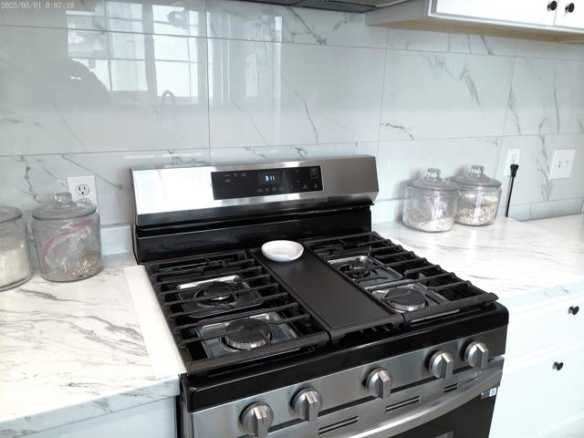 Detail Gallery Image 7 of 34 For 3474 Del Sol Blvd #C,  San Diego,  CA 92154 - 4 Beds | 2 Baths