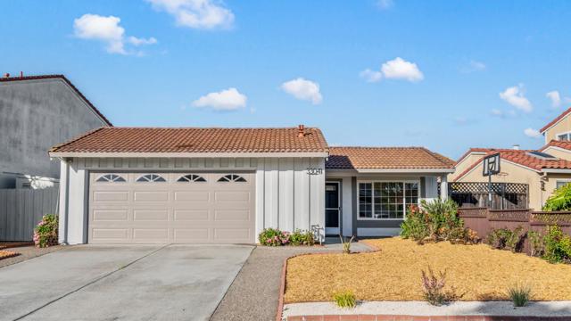 33041 Calistoga Street, Union City CA: https://media.crmls.org/mediaz/a5ad13d5-c5ba-4570-9fc6-a0b08aef5350.jpg