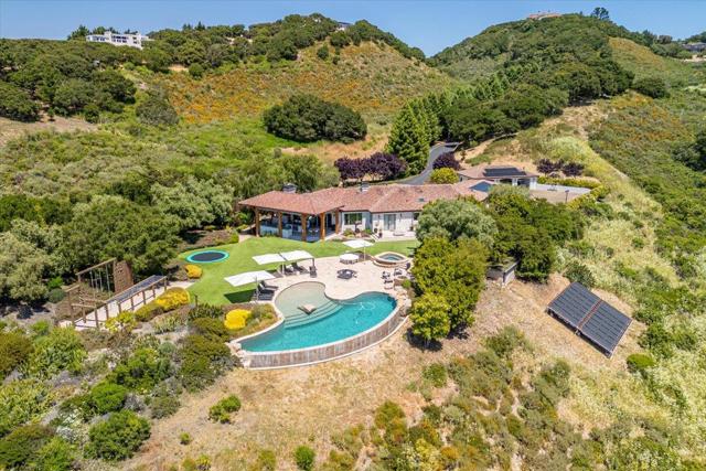 25926 Puerta Del Cajon, Monterey CA: https://media.crmls.org/mediaz/a5ae91f8-8201-4b25-acc6-e32c820924e8.jpg