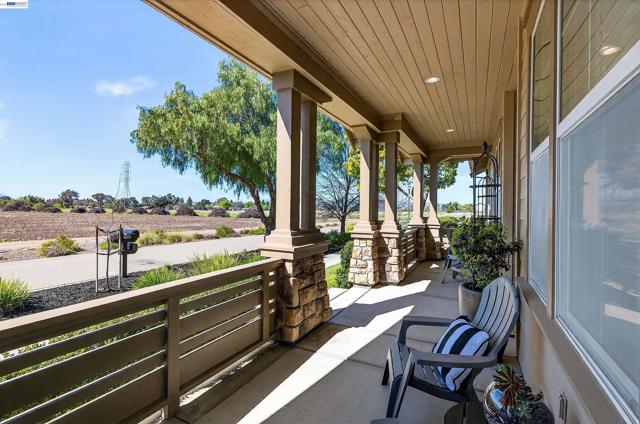 Image 39 of 45 For 5564 Stockton Loop