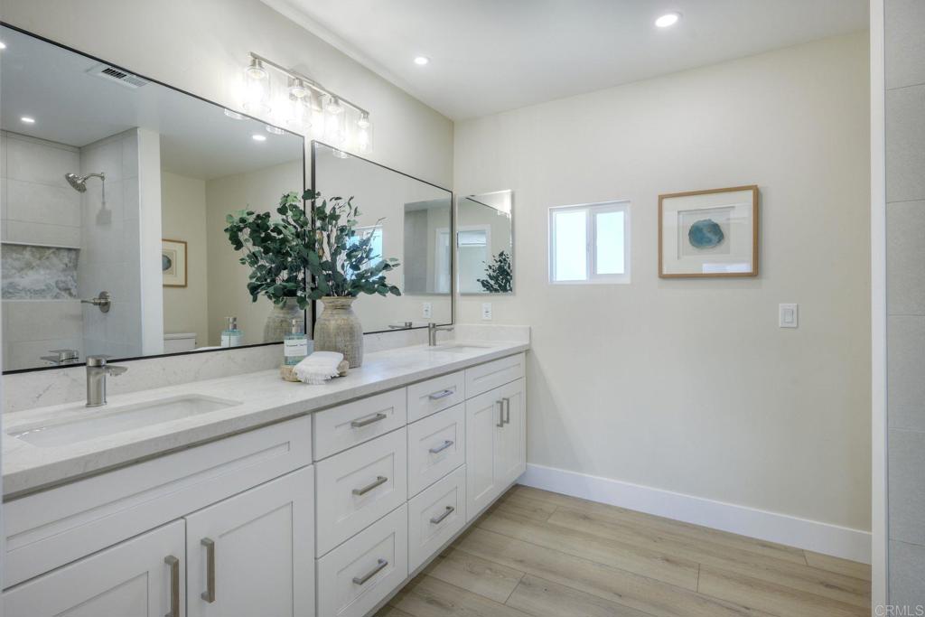 3535 Linda Vista Drive - photo 17