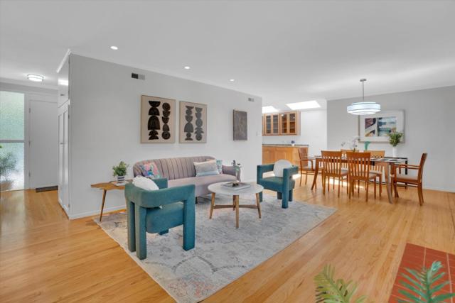 1583 Mitchell Way, Redwood City CA: https://media.crmls.org/mediaz/a5b14bff-2783-4198-b329-04e5e6029e9d.jpg
